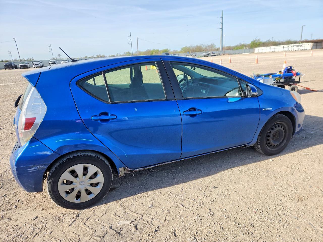 2013 TOYOTA Prius c