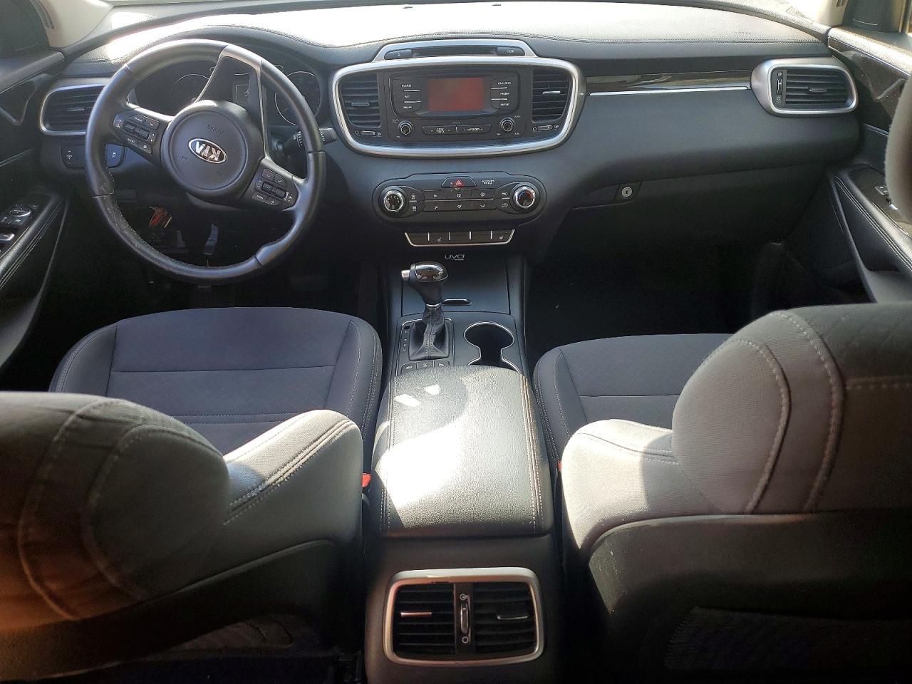 2016 KIA SORENTO