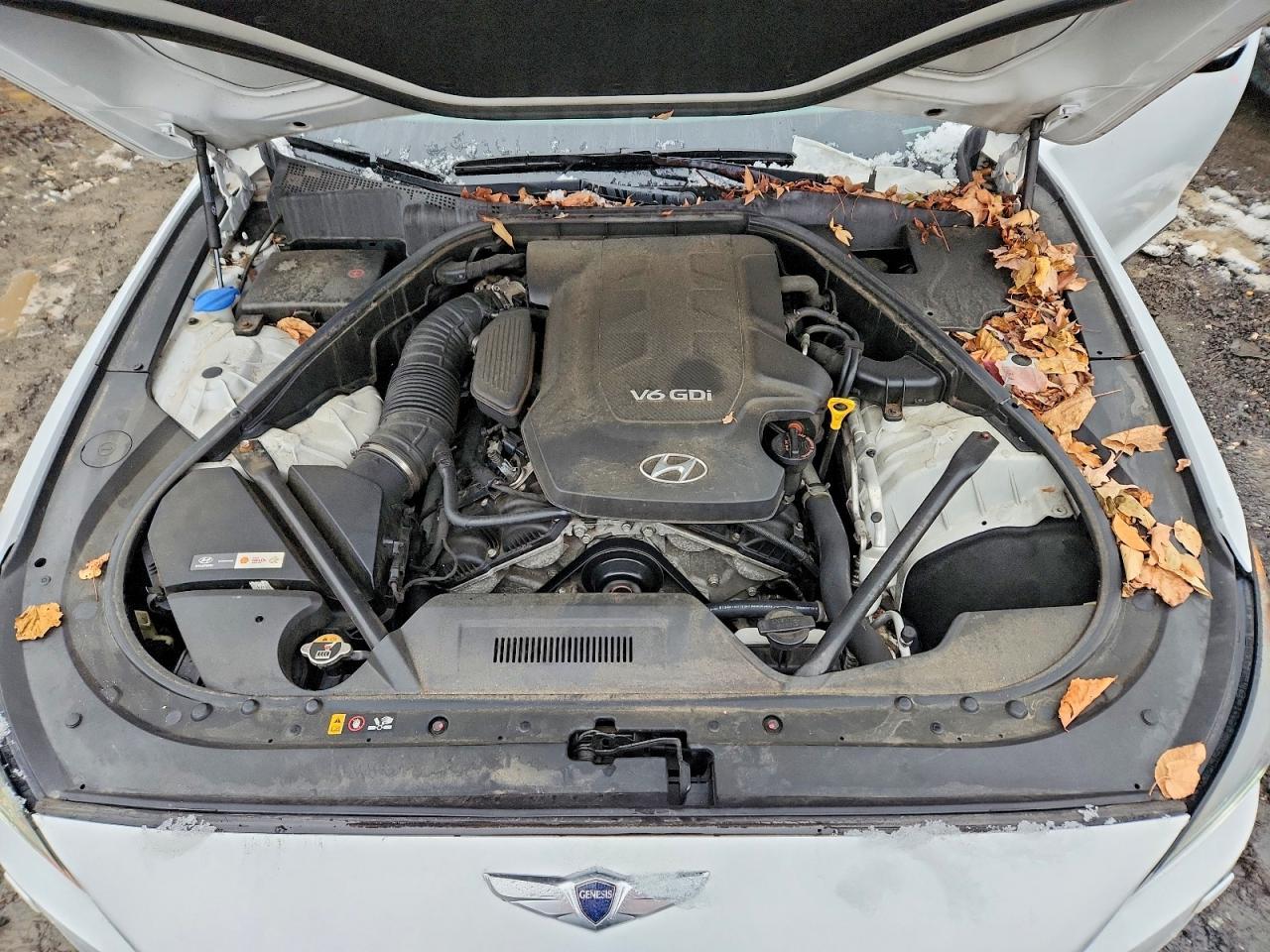 2016 HYUNDAI GENESIS