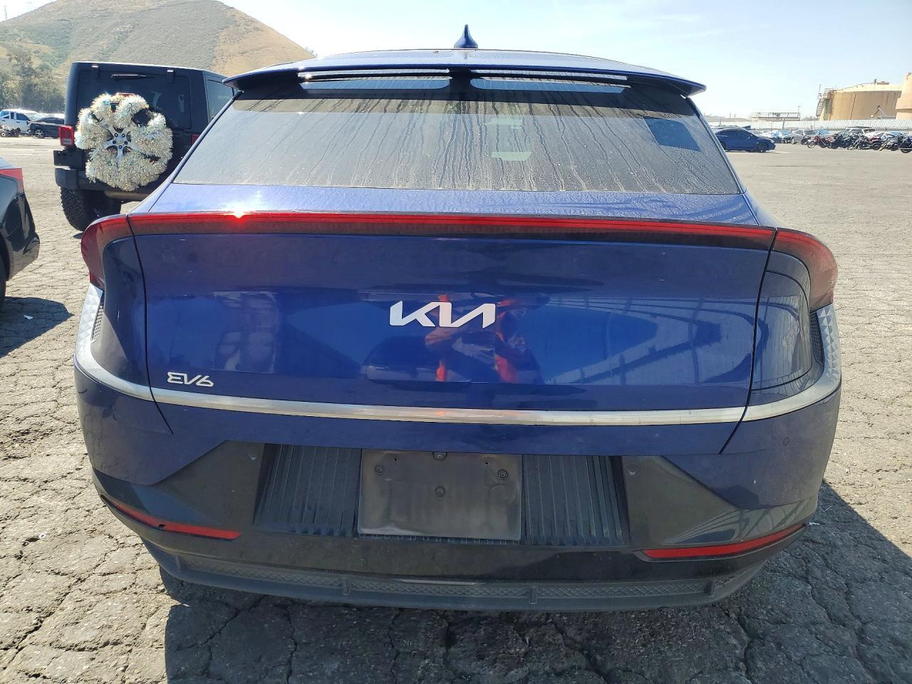 2023 KIA EV6