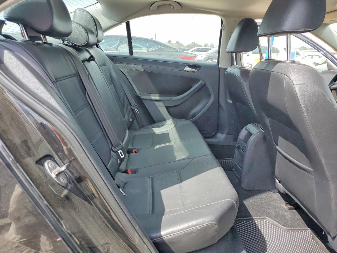 2014 VOLKSWAGEN JETTA