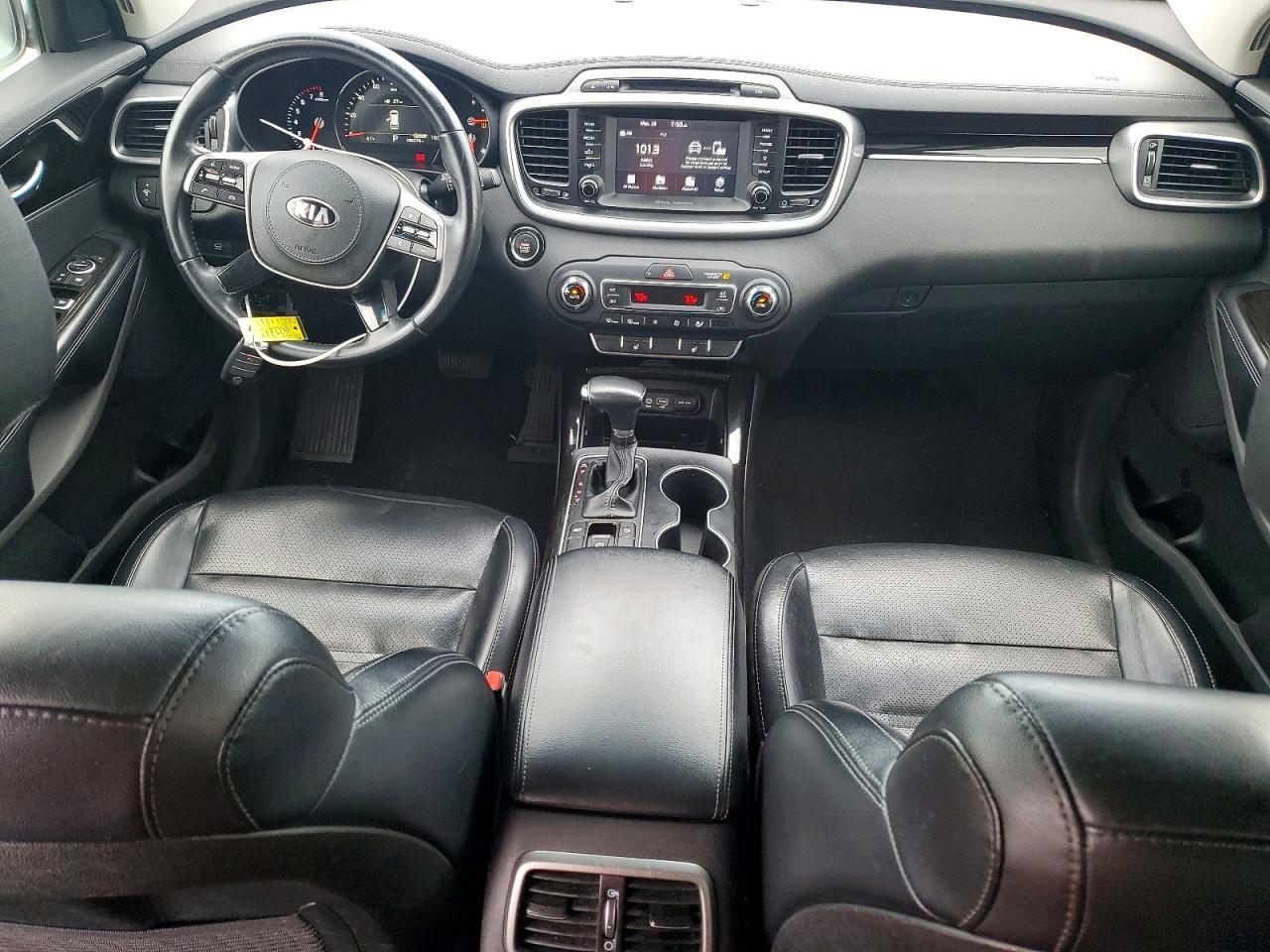 2019 KIA SORENTO