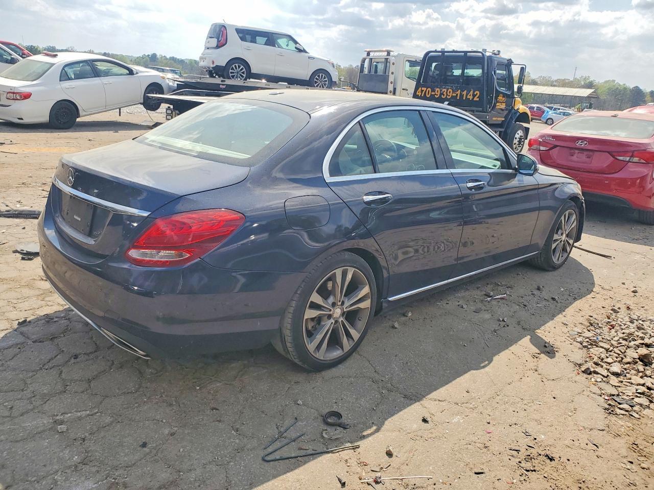 2016 MERCEDES-BENZ C-CLASS