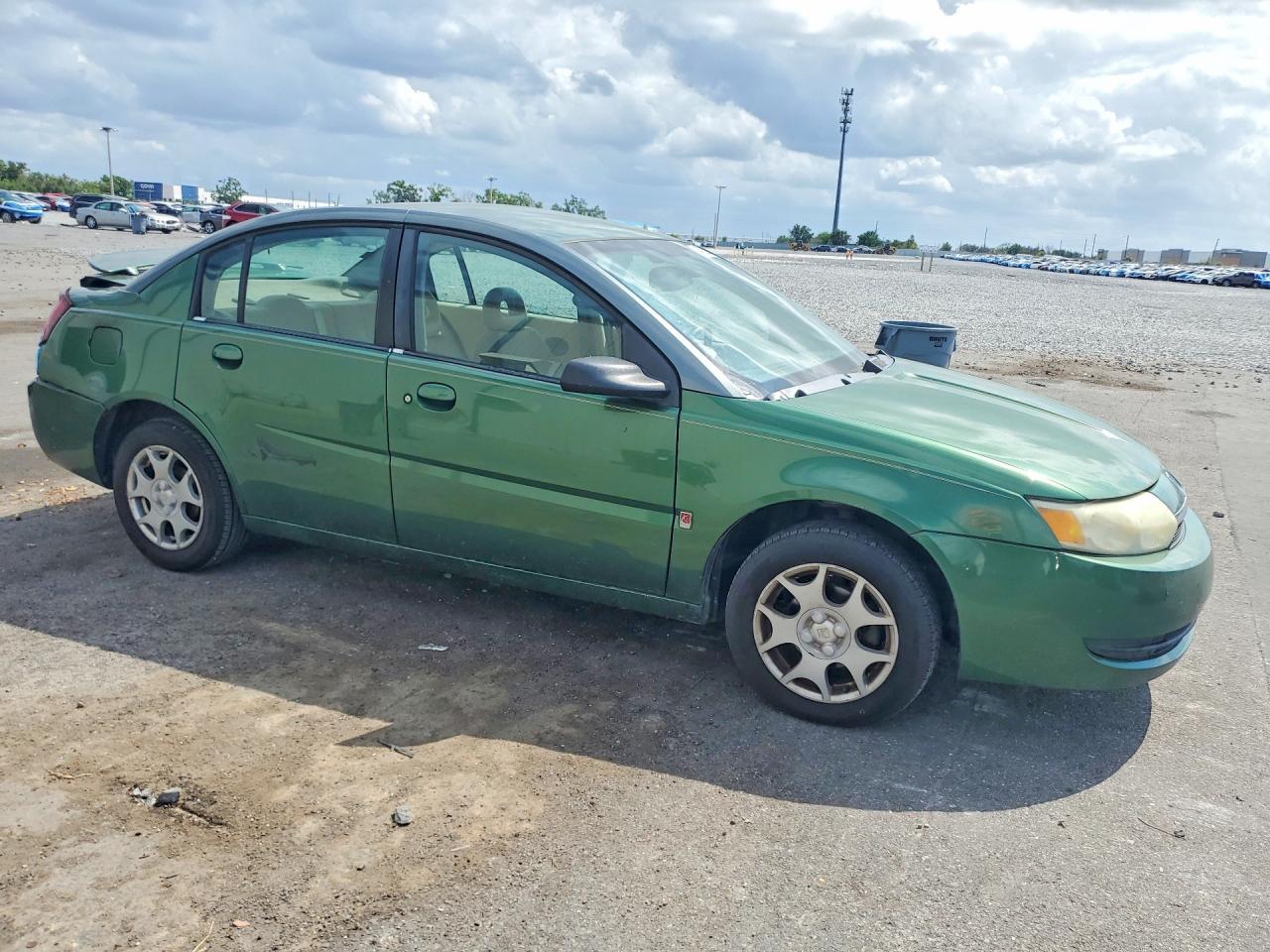 2003 SATURN Ion