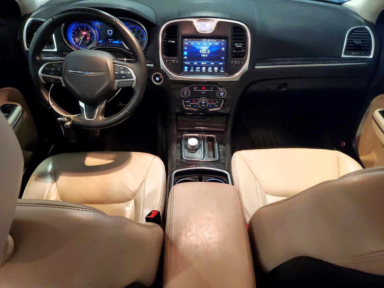 2016 CHRYSLER 300