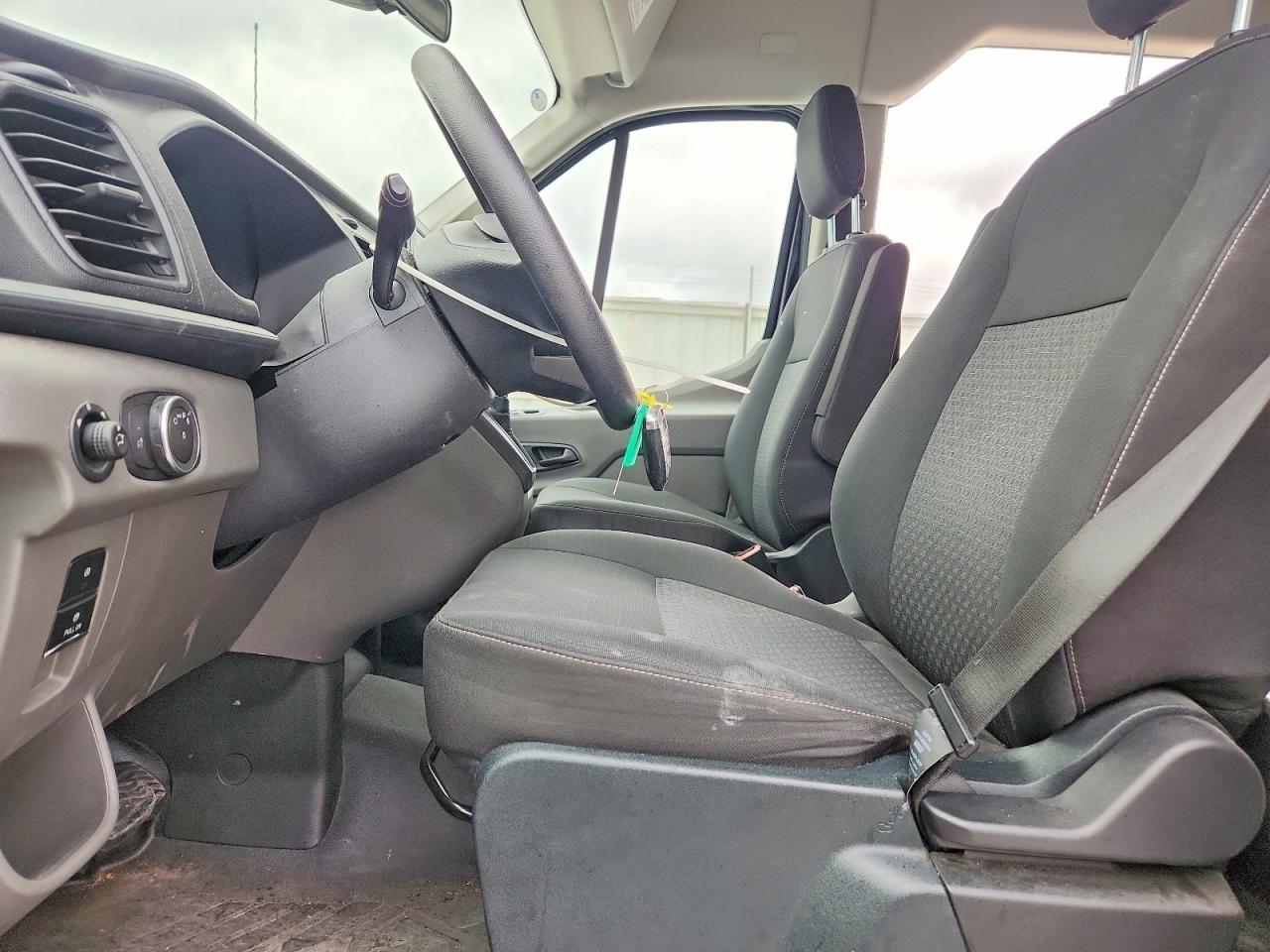 2023 FORD Transit
