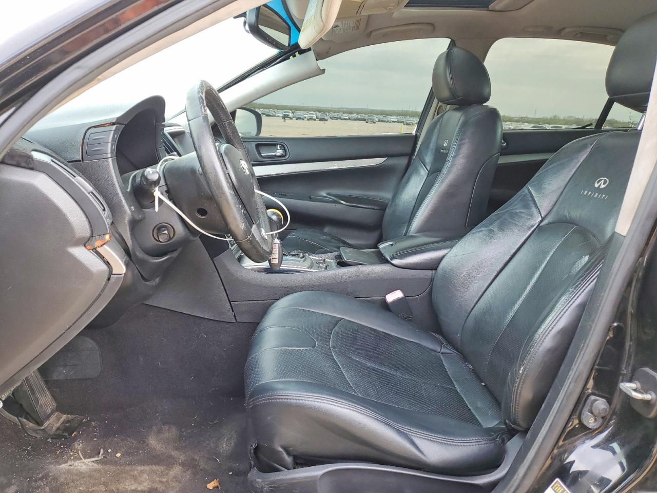 2012 INFINITI G37
