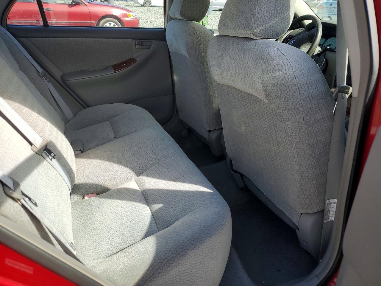 2004 TOYOTA COROLLA