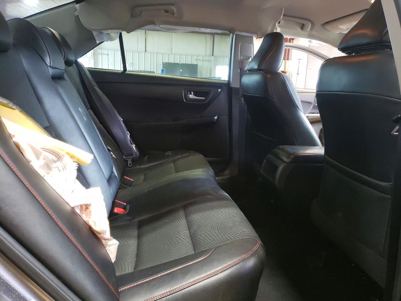 2017 TOYOTA CAMRY