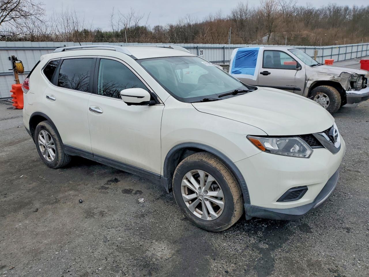 2016 NISSAN ROGUE