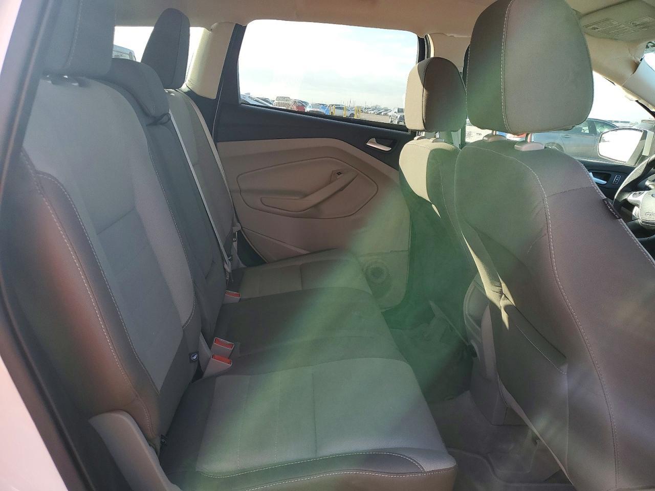 2016 FORD ESCAPE