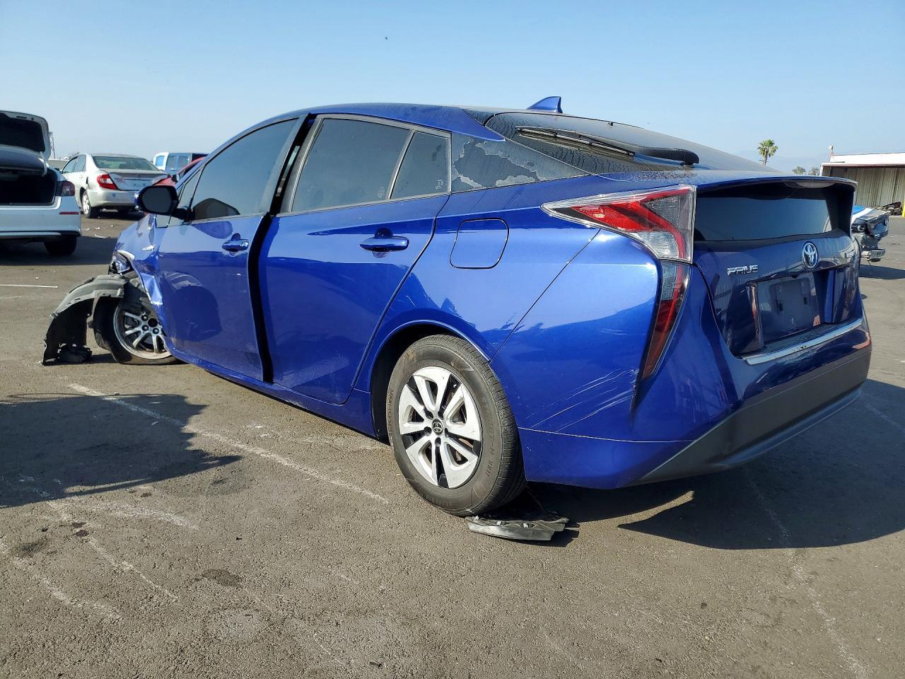 2016 TOYOTA PRIUS