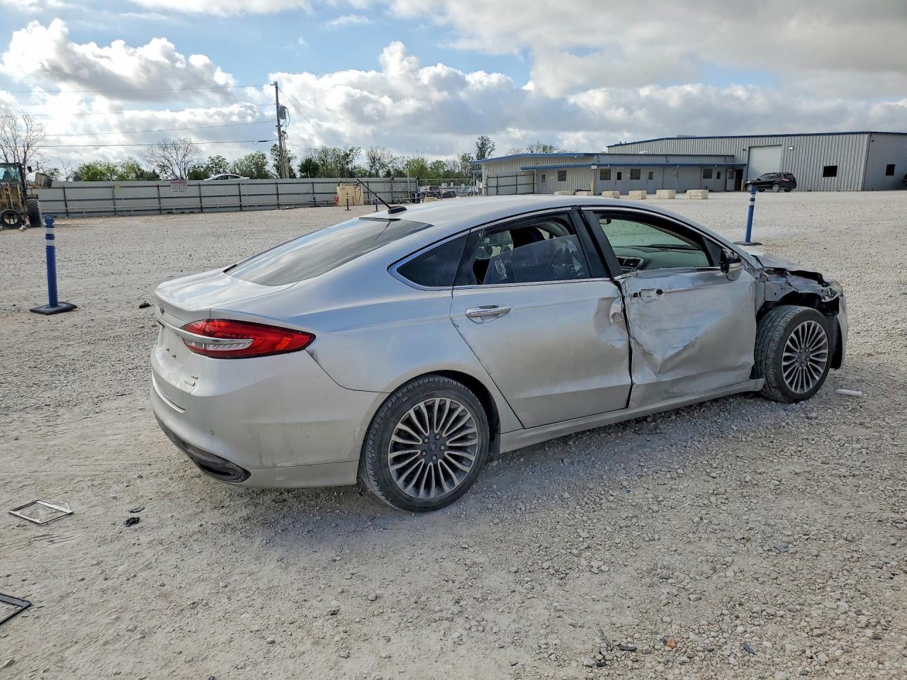 2017 FORD FUSION