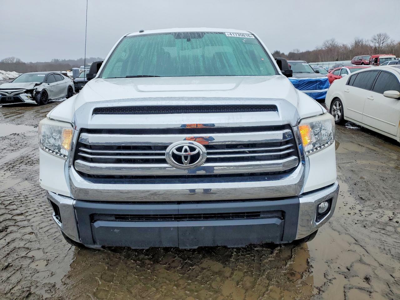2017 TOYOTA TUNDRA