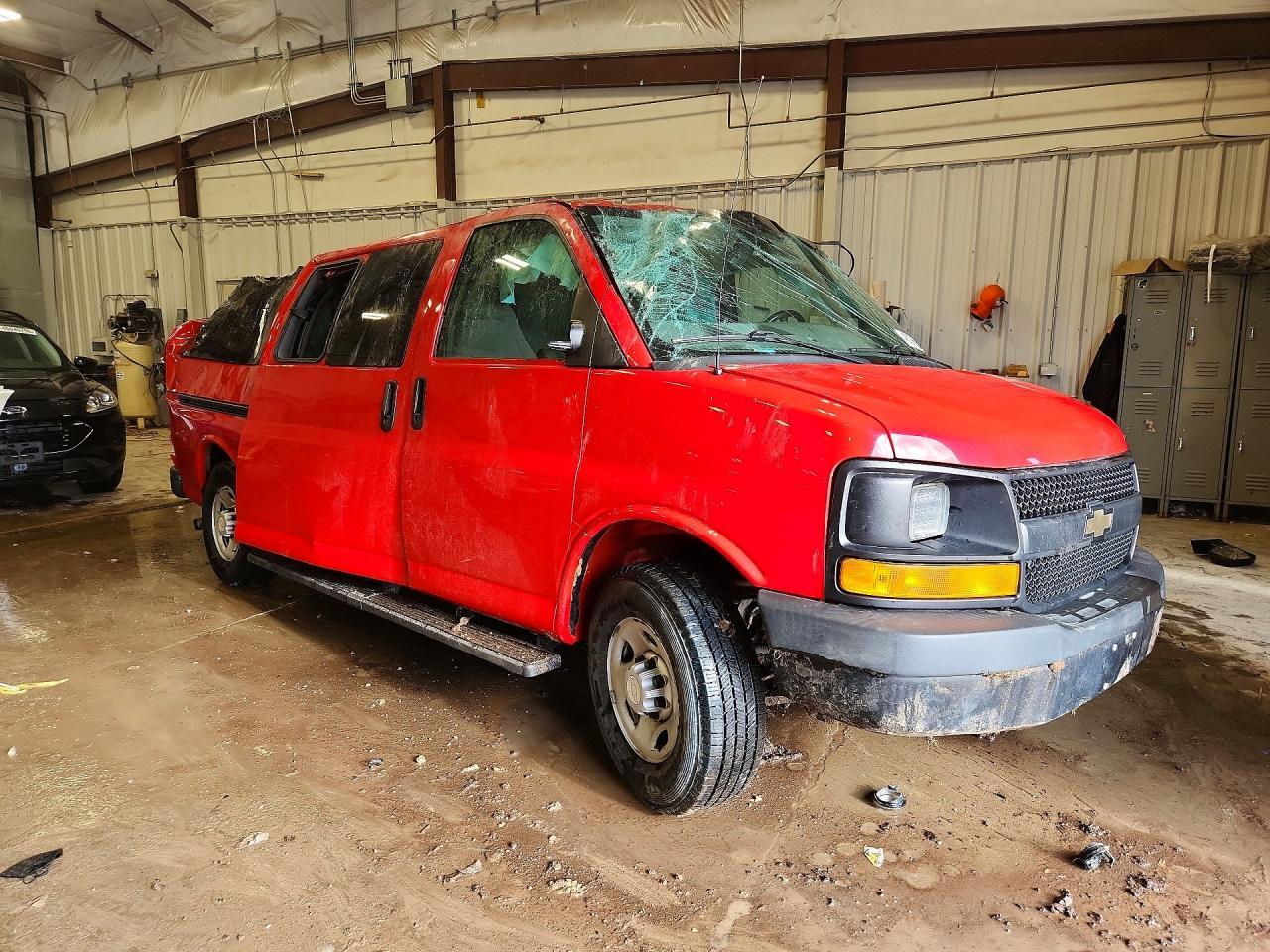 2017 CHEVROLET EXPRESS 2500