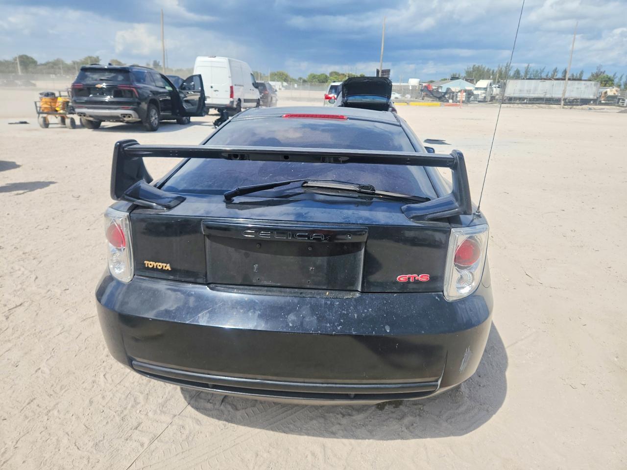 2004 TOYOTA Celica