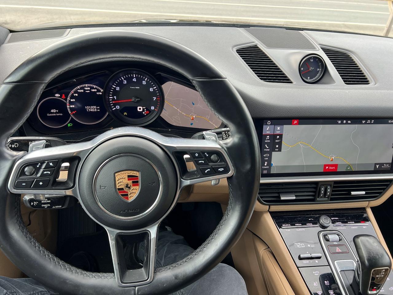 2020 PORSCHE CAYENNE