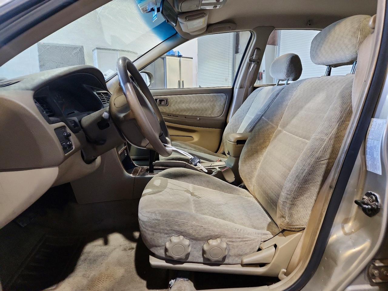 2000 NISSAN ALTIMA
