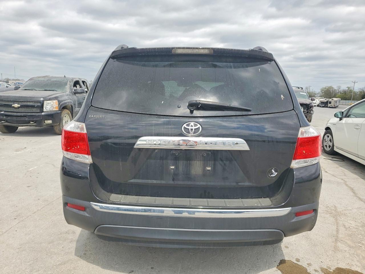 2013 TOYOTA HIGHLANDER