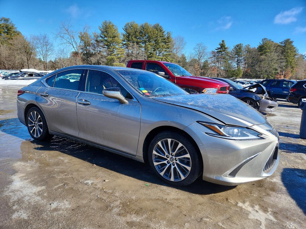 2021 LEXUS ES 350