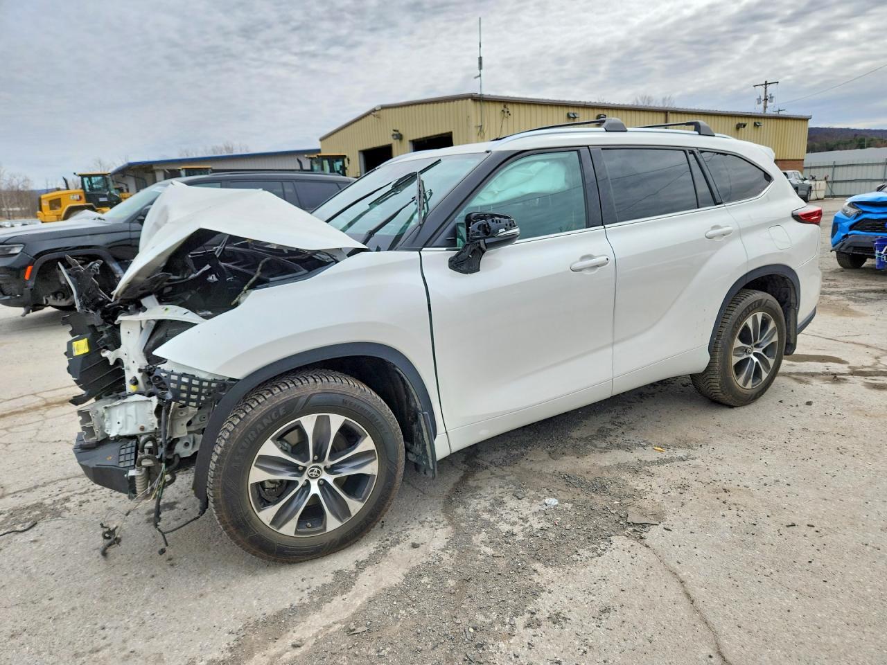 2020 TOYOTA HIGHLANDER
