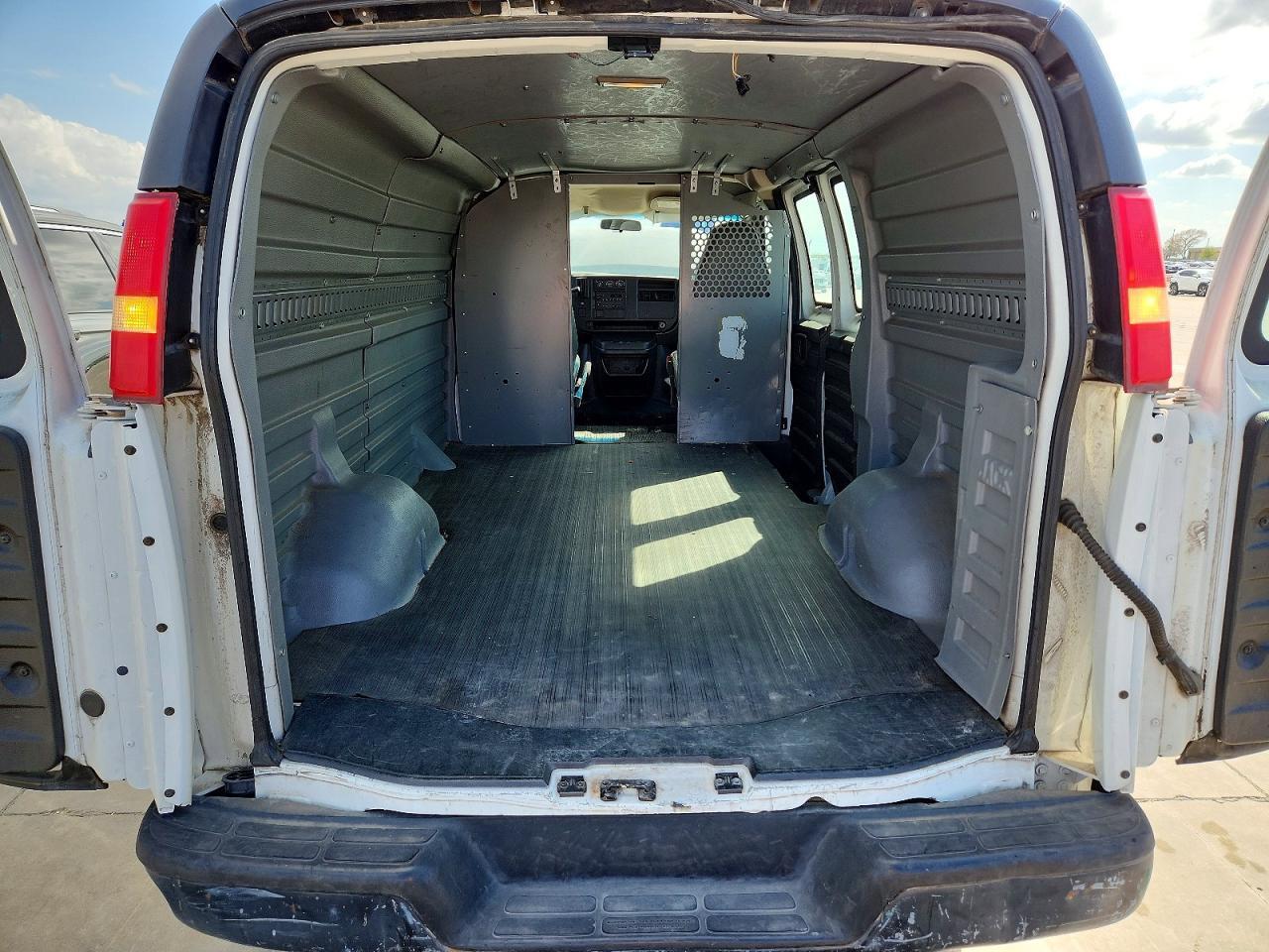 2004 CHEVROLET Express 1500