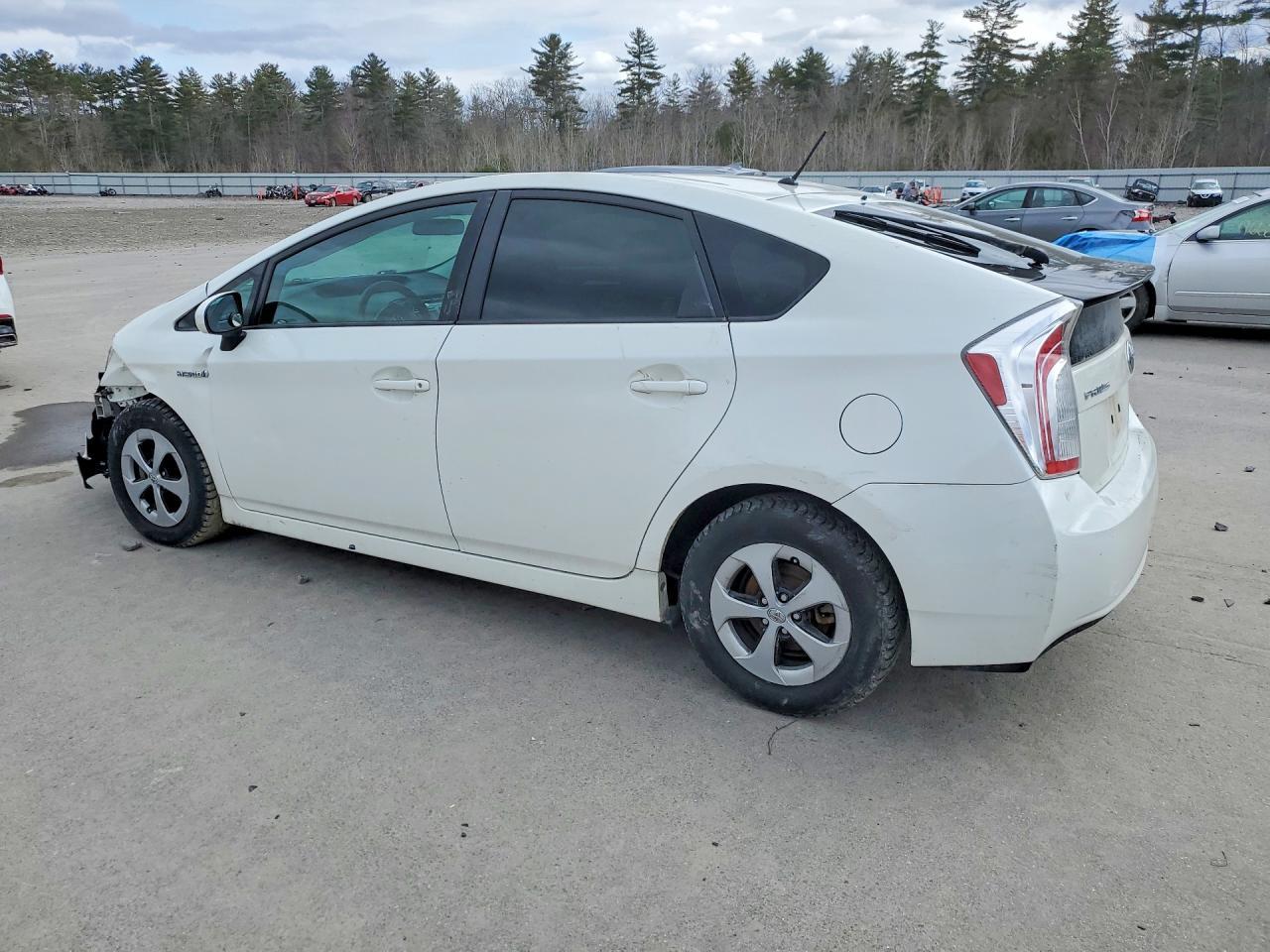 2015 TOYOTA PRIUS