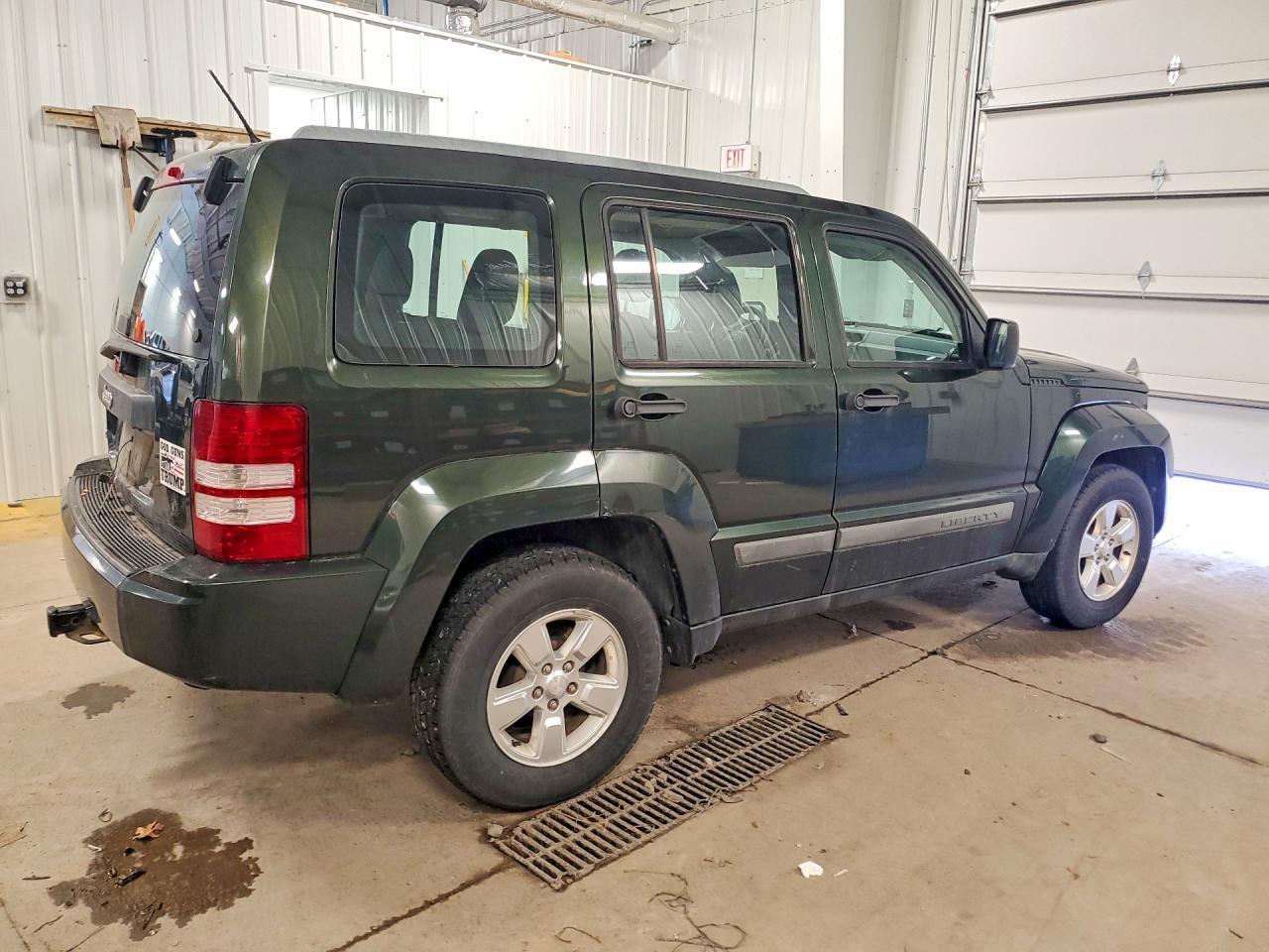 2012 JEEP Liberty