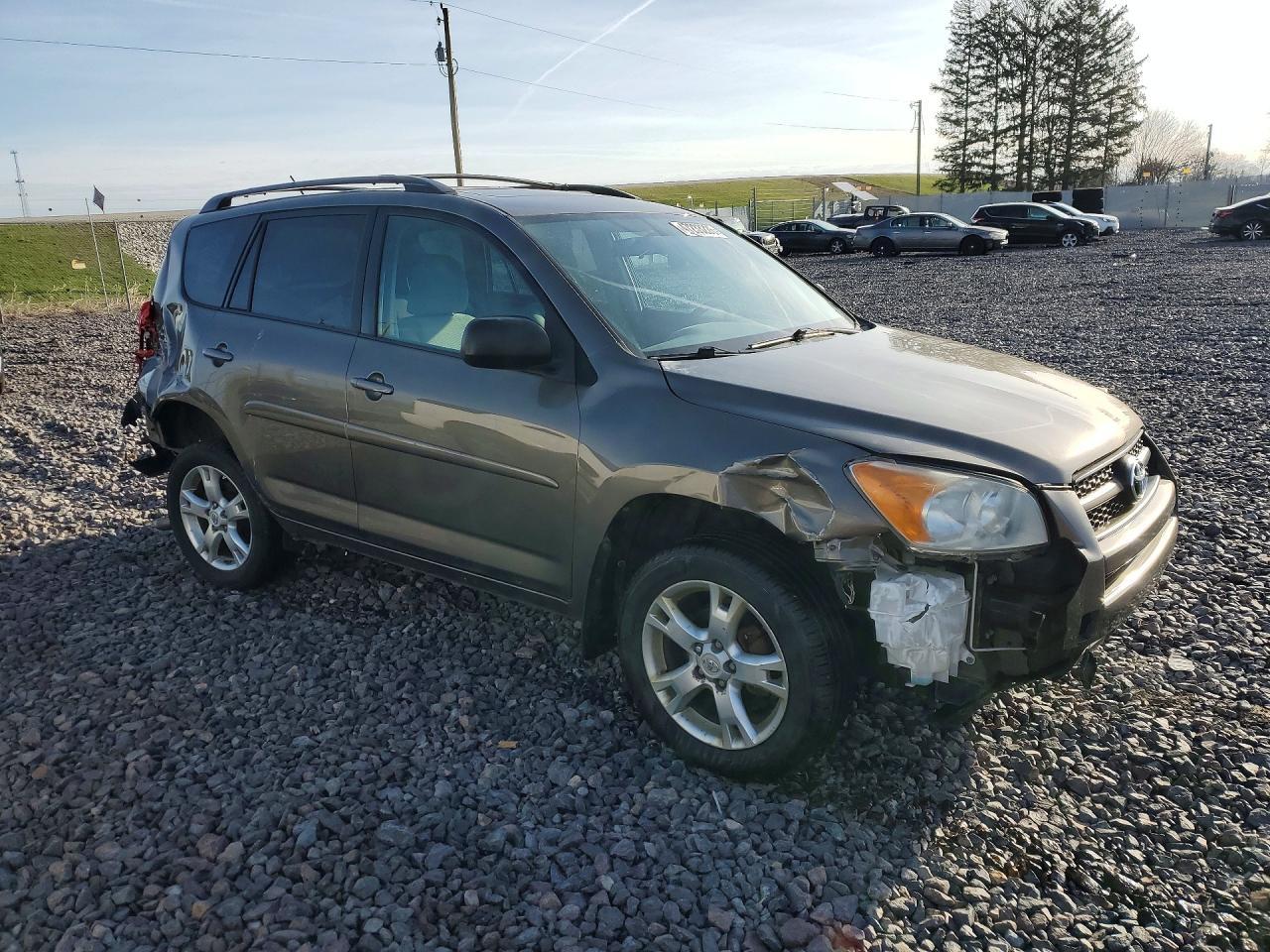 2011 TOYOTA RAV4