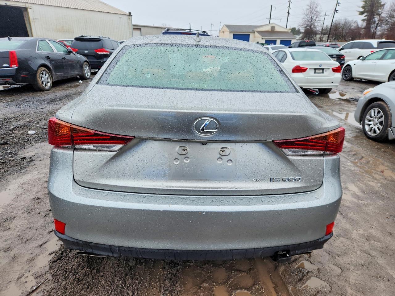 2017 LEXUS IS 300