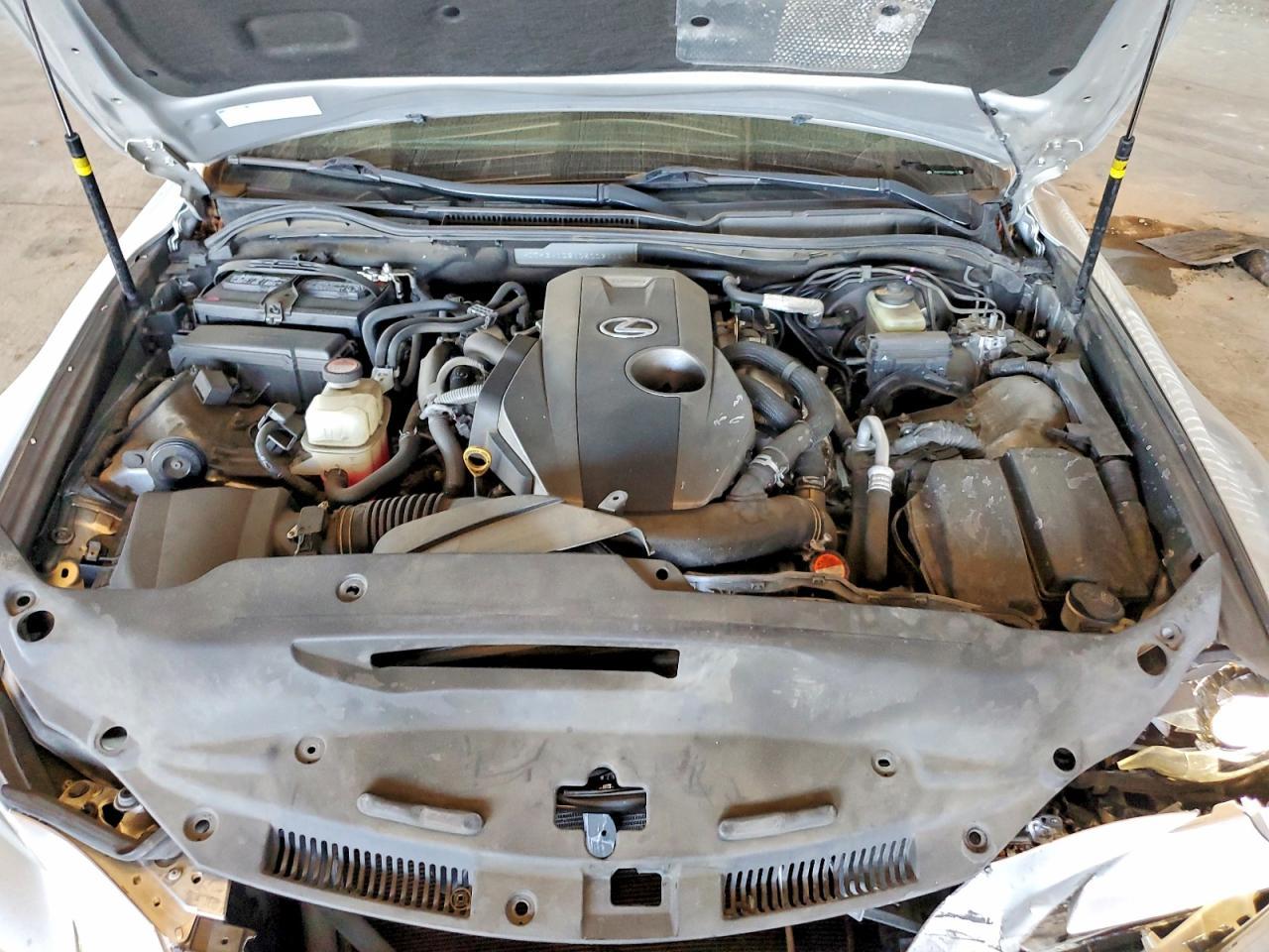 2016 LEXUS IS 200t