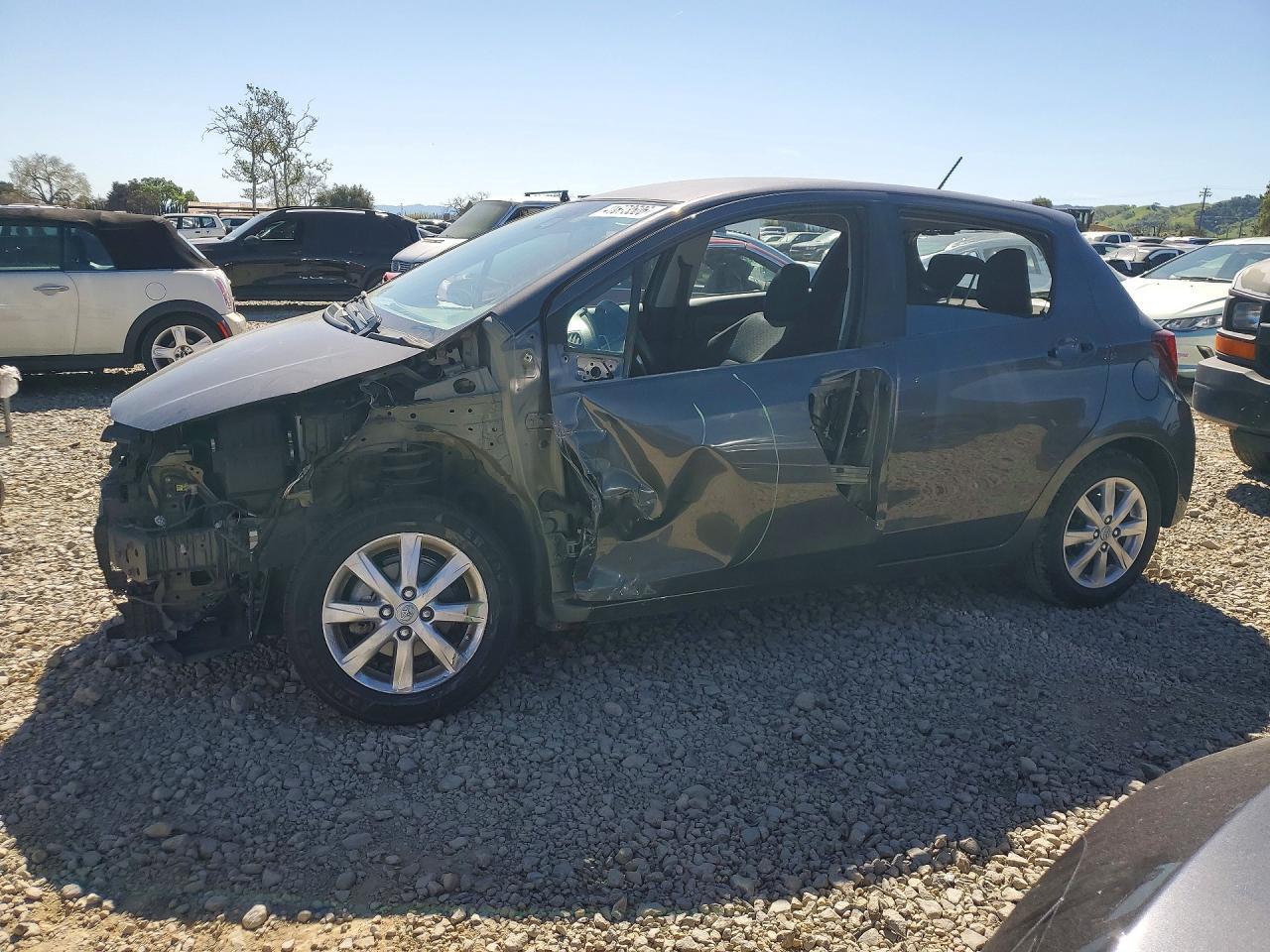 2017 TOYOTA YARIS