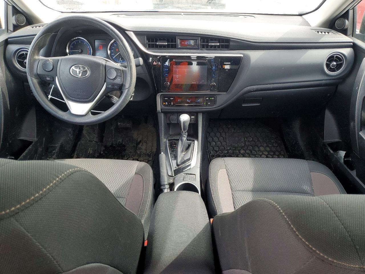 2017 TOYOTA COROLLA