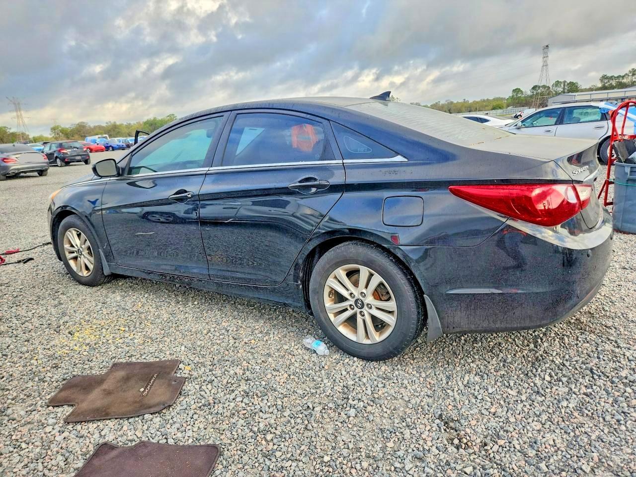 2013 HYUNDAI SONATA