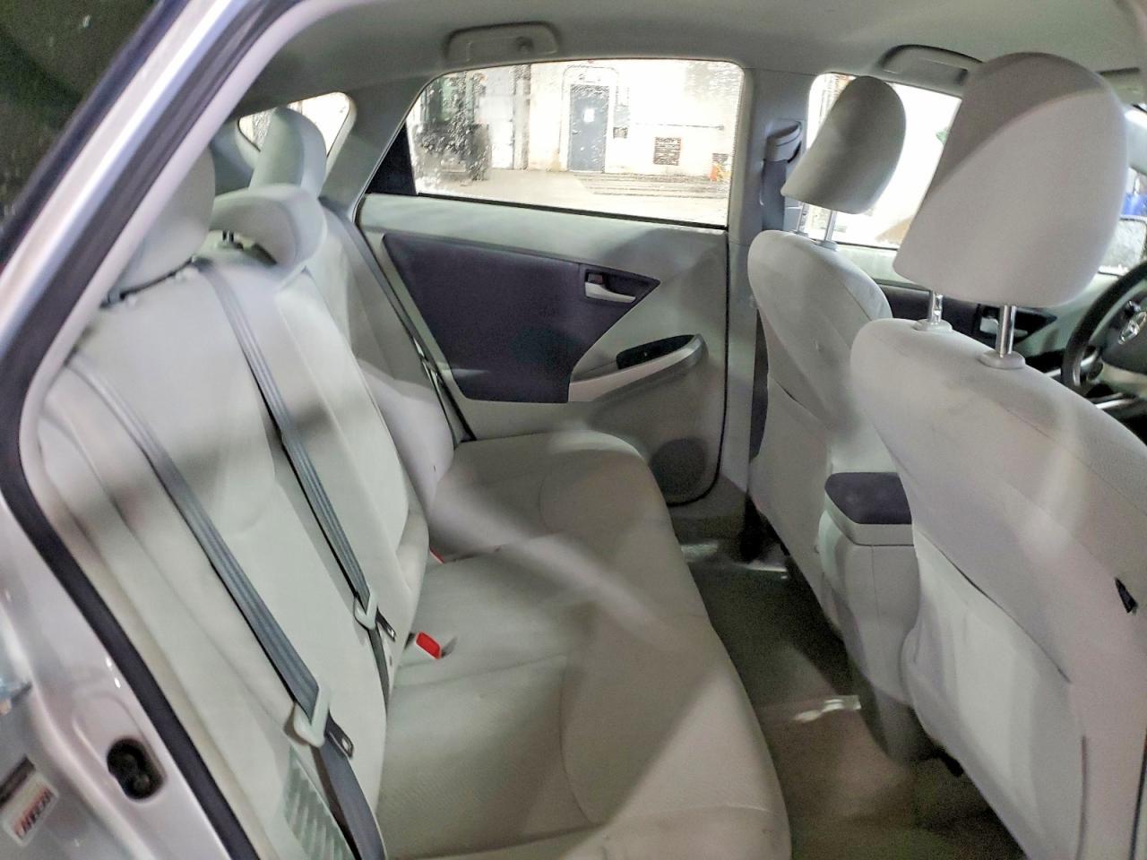 2011 TOYOTA PRIUS