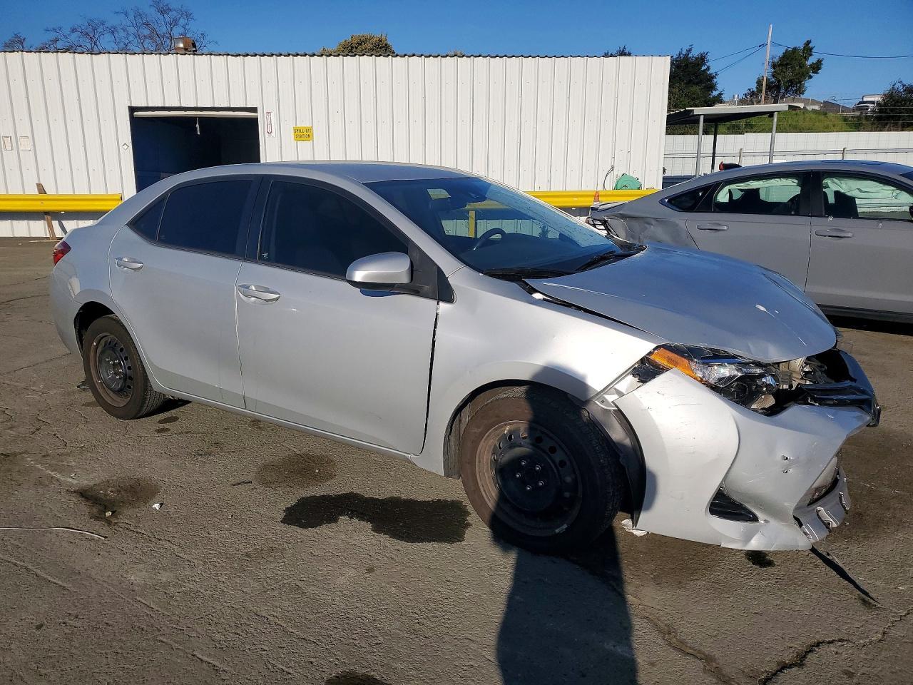 2017 TOYOTA COROLLA