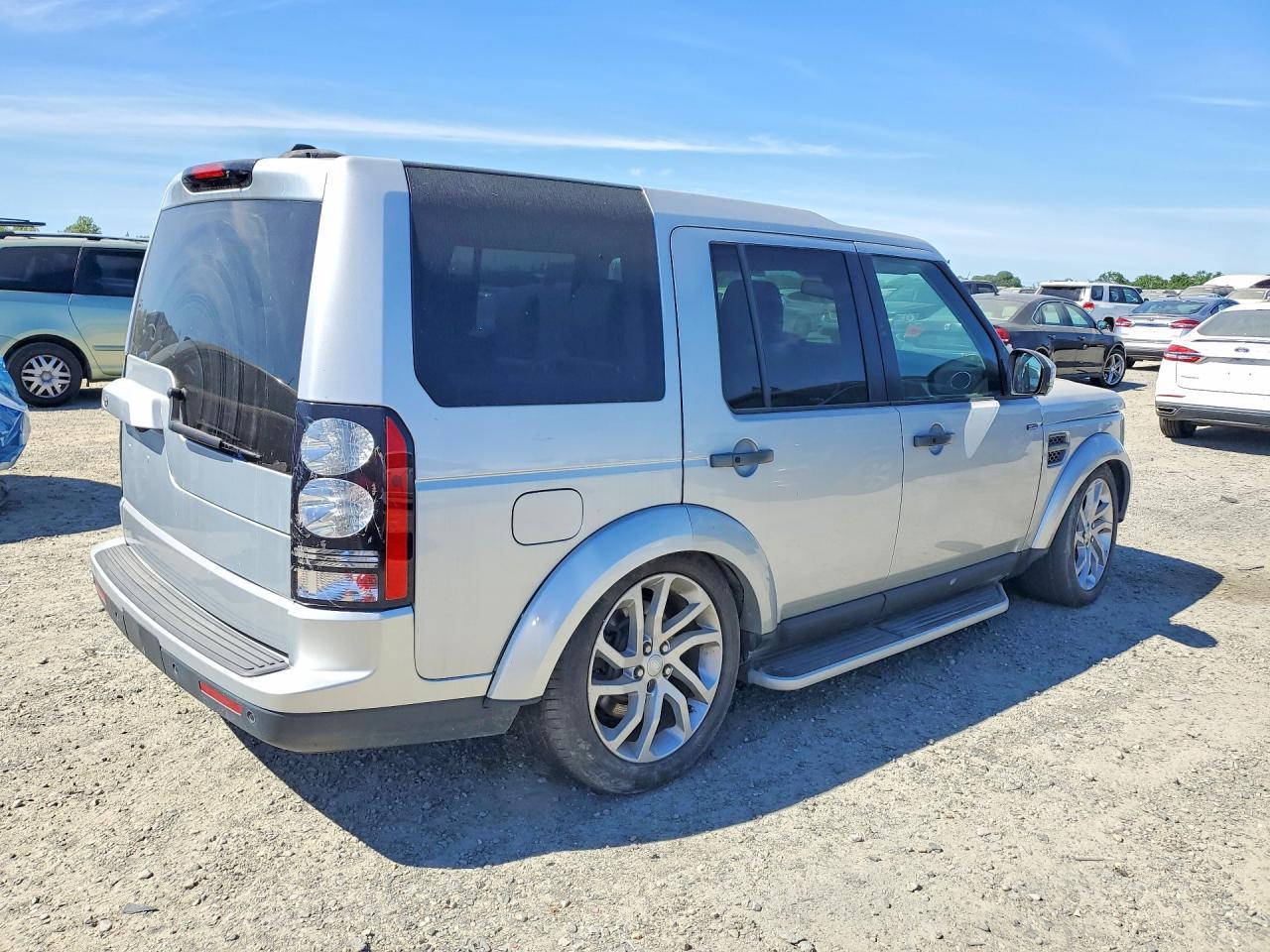 2016 LAND ROVER LR4