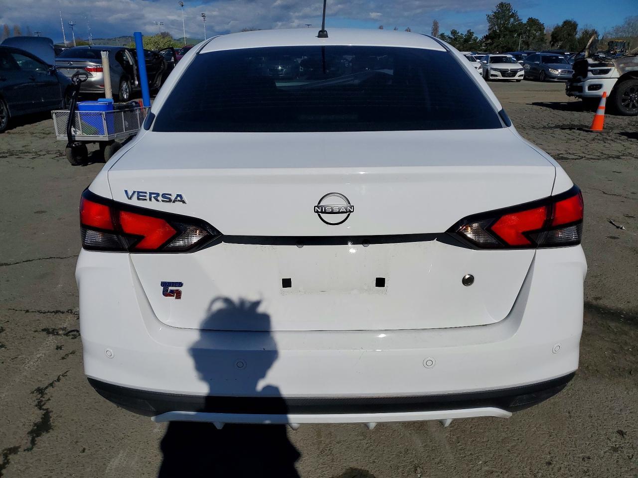 2024 NISSAN VERSA