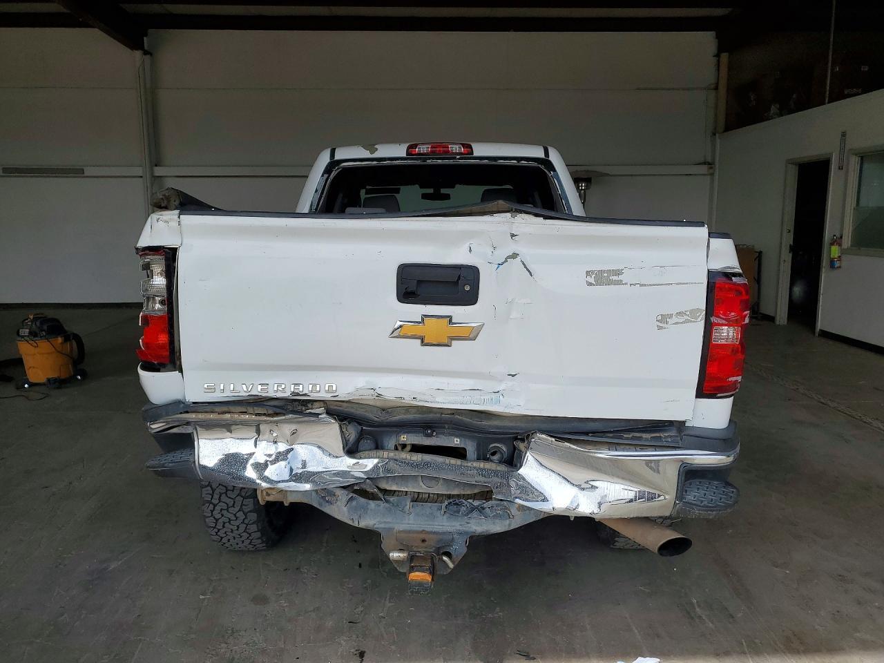2015 CHEVROLET 2500