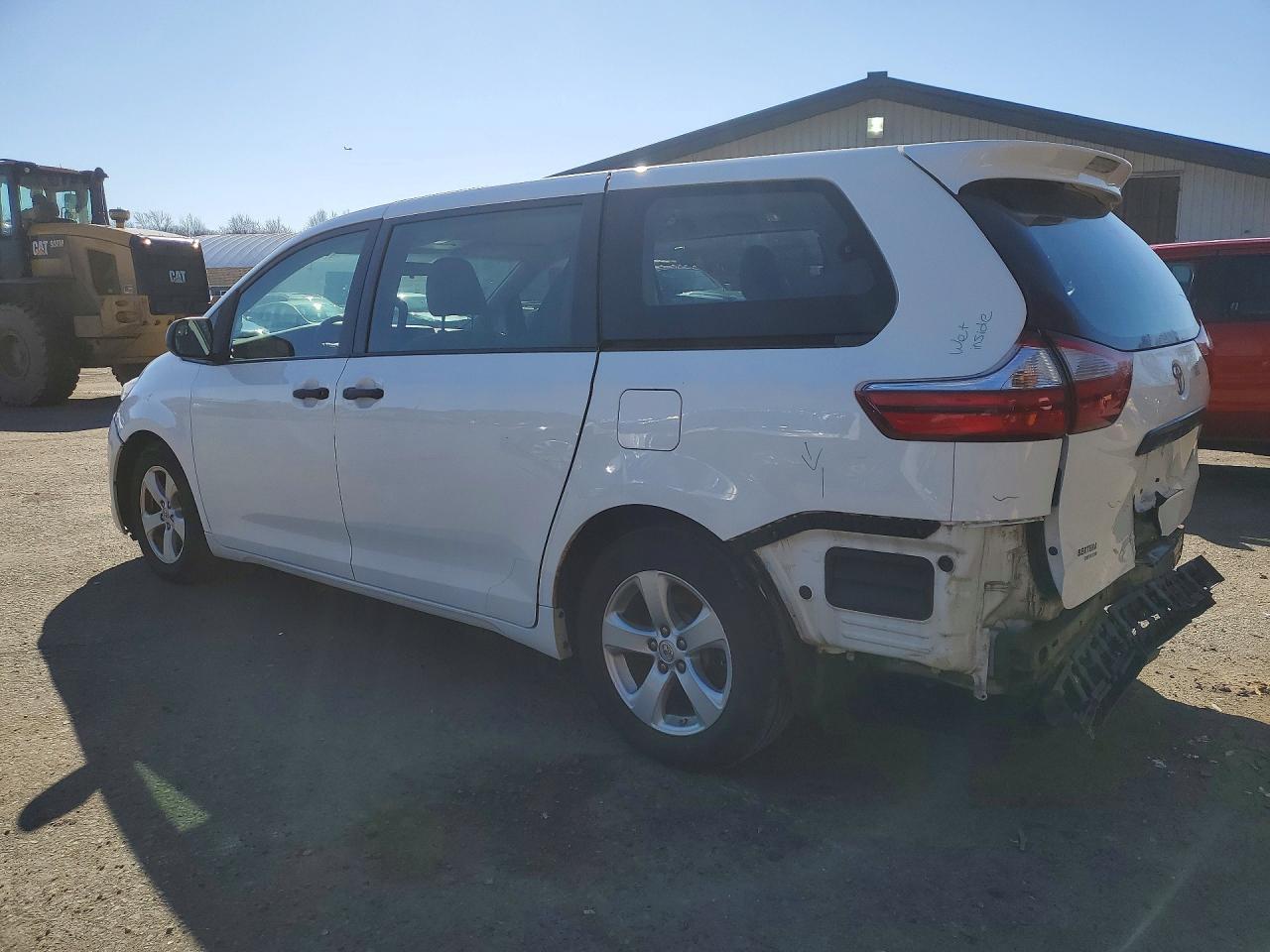 2015 TOYOTA SIENNA