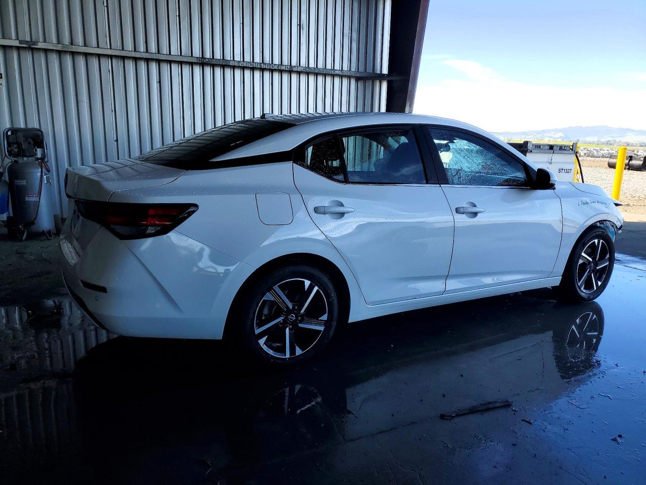 2025 NISSAN SENTRA