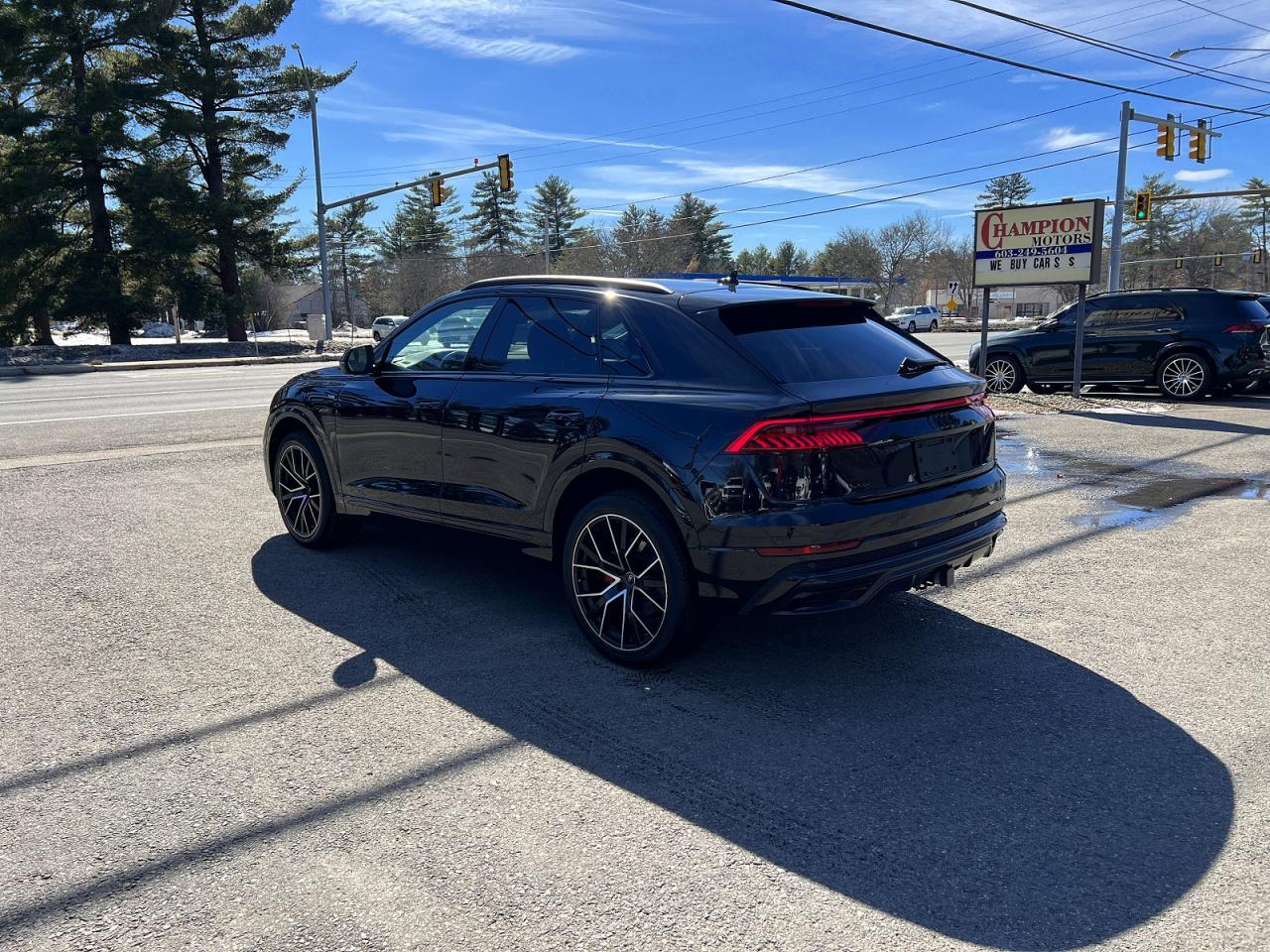 2021 AUDI Q8