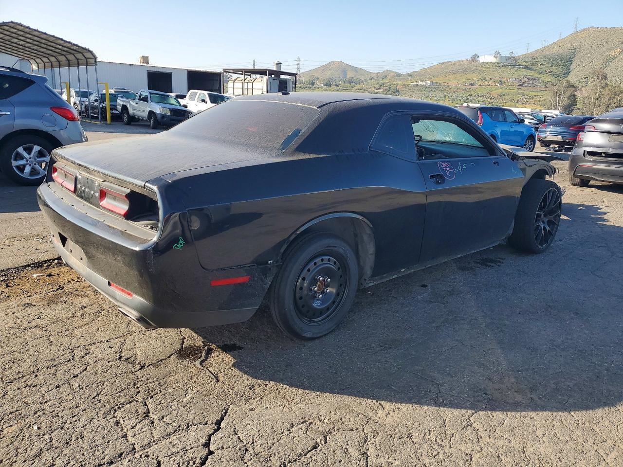 2017 DODGE Challenger