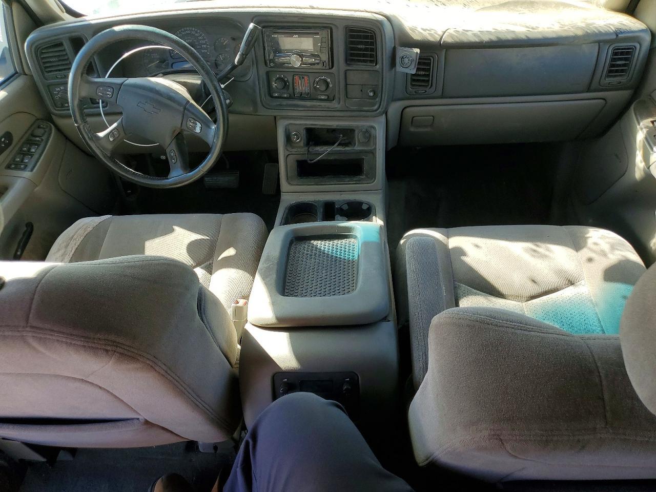 2005 CHEVROLET Suburban