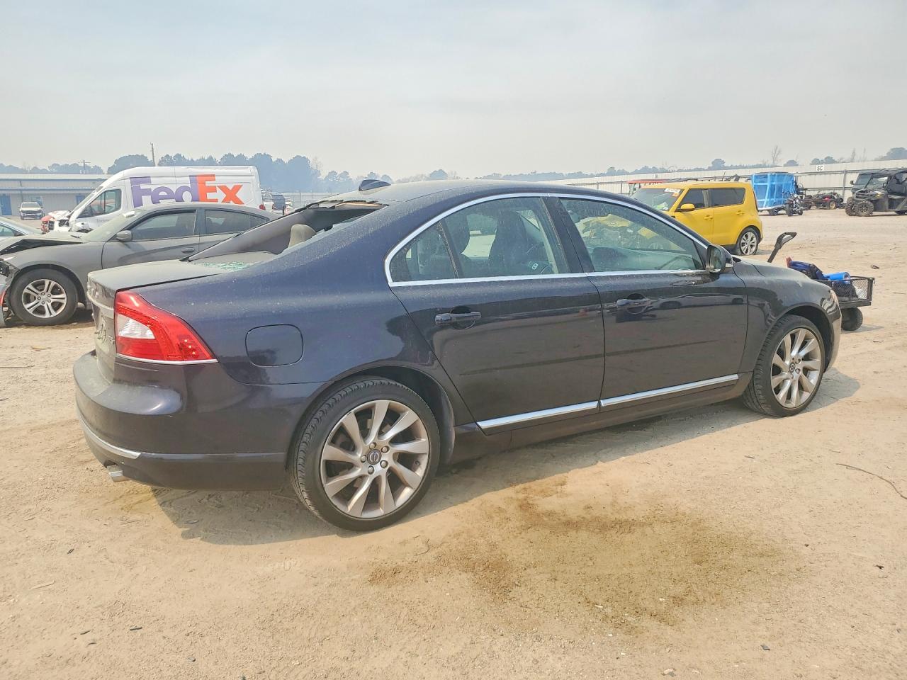 2016 VOLVO S80