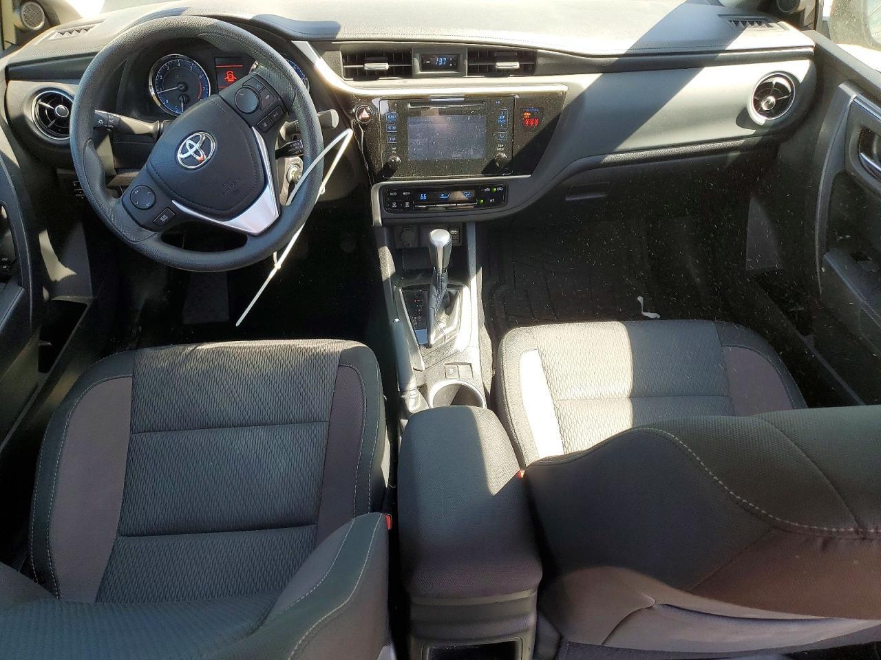 2019 TOYOTA COROLLA
