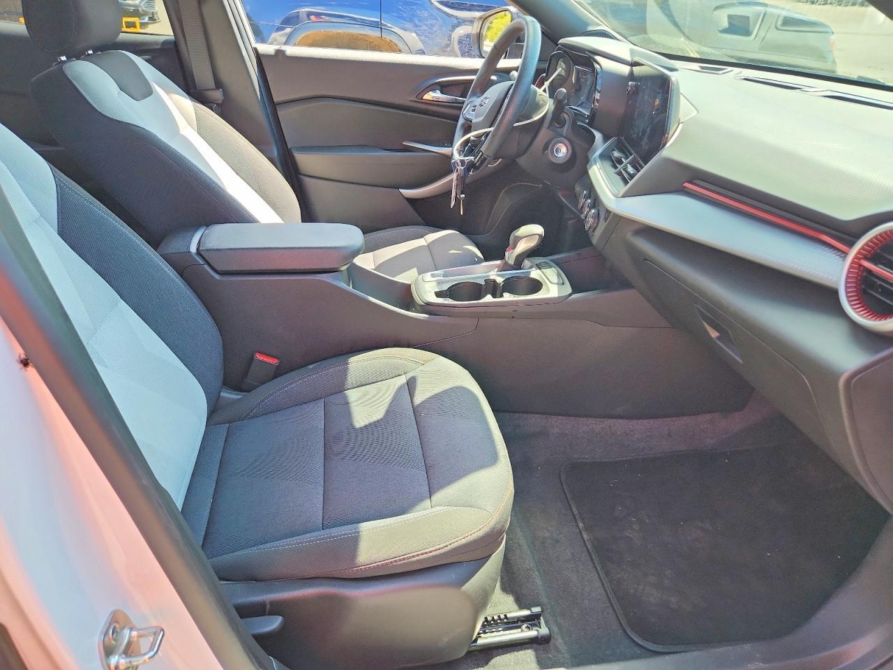 2024 CHEVROLET TRAX