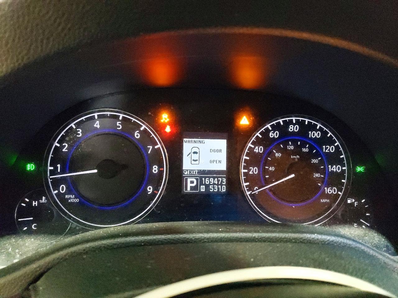 2011 INFINITI G37