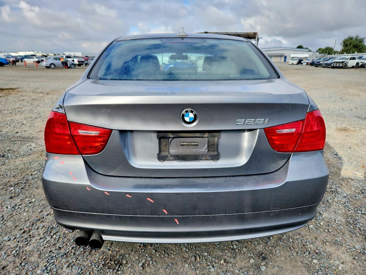 2011 BMW 3 SERIES