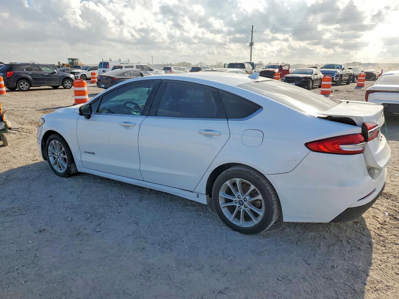 2019 FORD FUSION